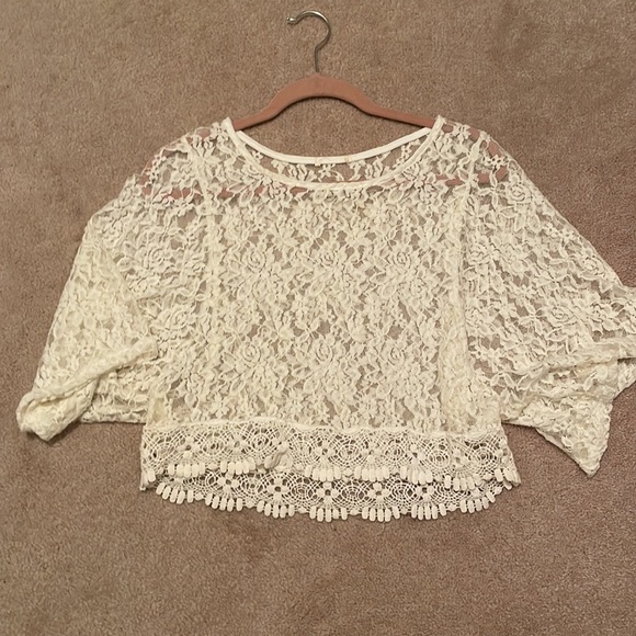 Chico’s All lace Cropped Dainty Shirt. Size Small EUC - Picture 5 of 8